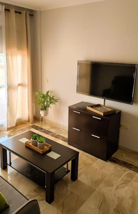 Bonito En Con Piscina Apartment *